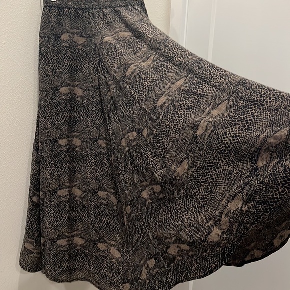 ACACIA S SILK MAXI SKIRT - Picture 3 of 4